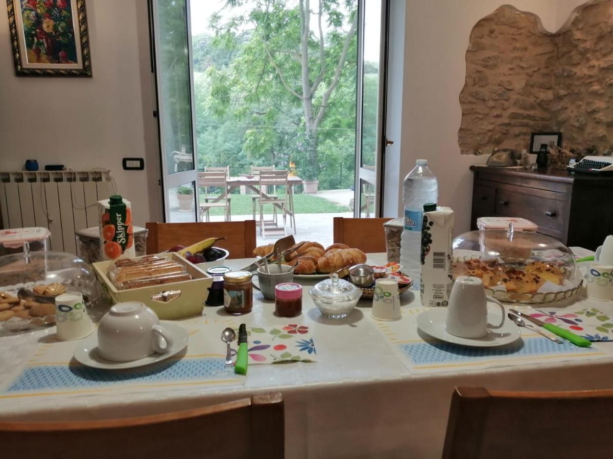 Da Marisetta A San Severino Marche Eksteriør billede